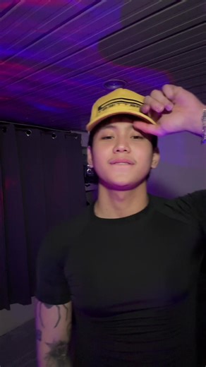 Waldy: The Charismatic Rapper Taking the Scene by Storm