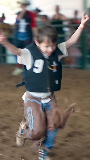 First, mutton bustin' 🐑 Then, gwiddy 🕺 Happy International Dance Day! | RODEOHOUSTON