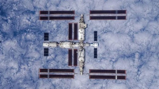 Chinese Astronauts Successfully Generate Oxygen and Rocket Fuel in Space