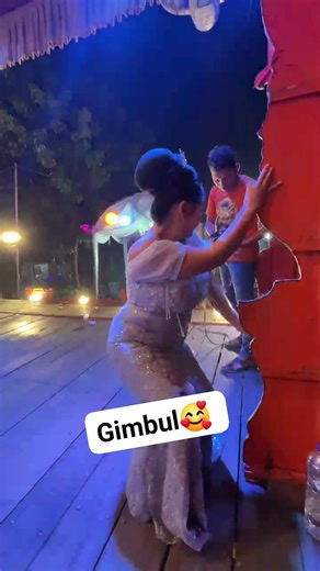 Adah bayi ku langsung ngaleh ng geger 🤣🤣🤣 #fyp #bonus #semuaorang #jangkauanluas #montisasi #reel #relspro | Dedek Tiara Gingsul