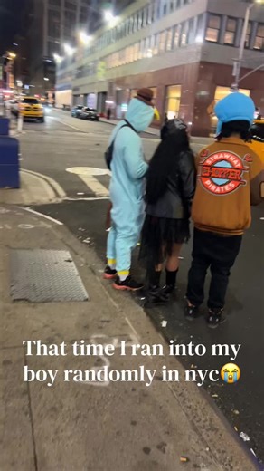 I was looking to record another platypus I saw earlier but didn’t get the chance to. Turns out it wasn’t just a different person but my boy Troy from back home😭 #nyc #halloween #perrytheplatypus