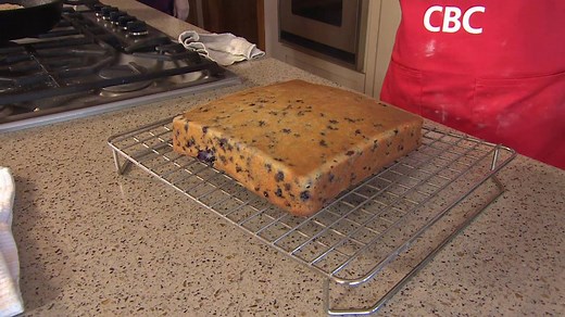 What's in a blueberry grunt? Anthony Germain went out to Witless Bay to learn how to bake the classic N.L. comfort food. Full recipe here: www.cbc.ca/1.4462044 | CBC Newfoundland and Labrador