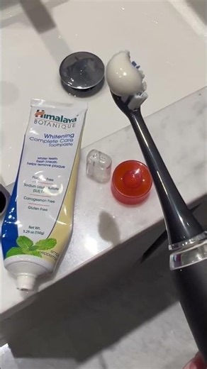 Fluoride-Free Whitening Toothpaste for Fresh Breath