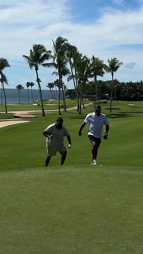 ¡Increíble jornada de golf con DJ Khaled!