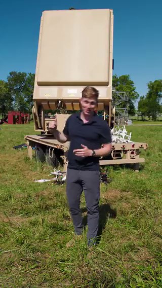 Meet Tonbo imaging's WaveStrike an Indian HPM system from private sector, it's already advertised with a three kilometers range and uses MBK architecture which makes it smaller, efficient and easier to mount on vehicles, this system is already received export orders.👑🇮🇳