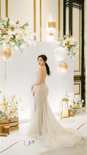 LinLi Wedding on Instagram: "#LinLiBride｜新娘感動分享｜Ivy 﫶 「每件婚紗都各自動人，唯有穿上身，才能發現那件真正屬於你的命定婚紗。」– 林莉新娘 Ivy #LinLi #wedding #linlistory #bride#linliboutique #linliwedding #linli #林莉 #婚紗 #婚紗照 #婚紗造型 #婚紗攝影 #婚禮 #婚禮紀錄 #婚禮攝影 #wedding #prewedding #台北 #台北攝影"