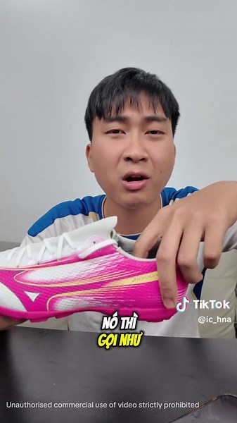 Video của Đức Anh | Không biết Review (@ic_hna) với bản nhạc Carro Rapido - MEGAX