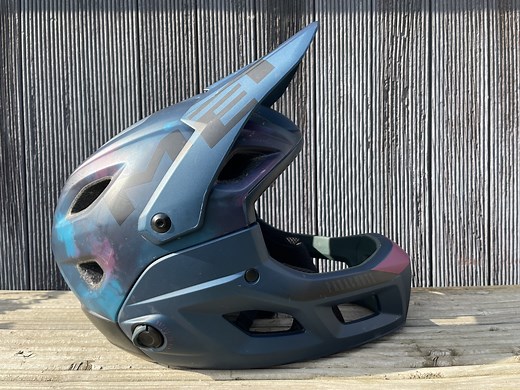 MET Parachute MCR MIPS Helmet Review