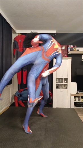 They are not getting paid enough for that😂 welcome to daily streams🔥