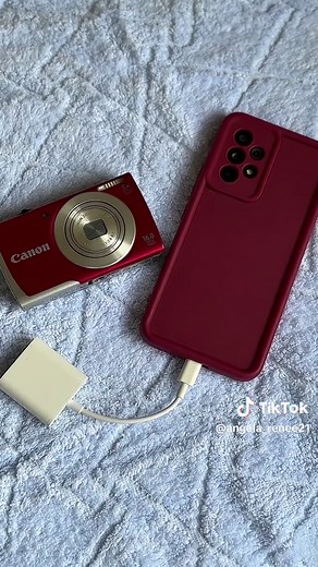 how i easily transfer my digi cam pics to my phone using this sd card reader!💋 #fyp #fypシ゚ #digicam #sdcard #sdcardreader #canoncamera #tiktok #tiktokaffiliate