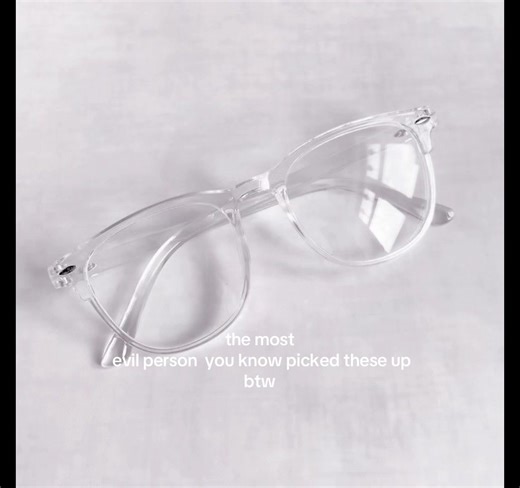 Evil Glares: The Best Frameless Glasses to Try