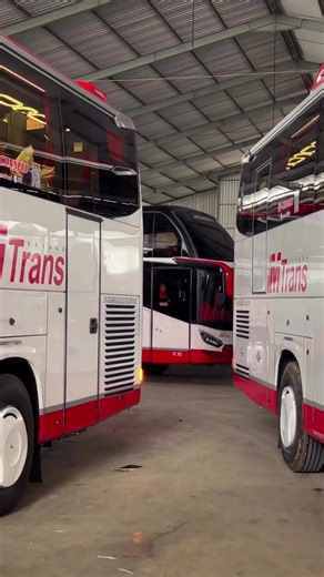 Mtrans tambahan 12 unit untuk Denpasar persiapan lebaran #mtransbus #bagongbus #mersedes #mtransbali