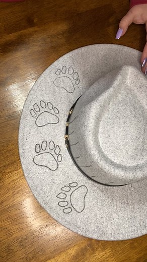 🐻🐾 #burnedhat #burnedfelthat #felthat #customhat #pyrography