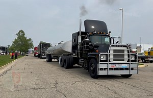220K views · 8K reactions | Hollywood convoy! Dan & Patrick Bruno’s Rubber Duck truck, Jim Rymes’s Bandit replica, & Paul Sagehorn’s BJ & the Bear combo leaving 2025 ATHS convention! Here’s the cabover tour, Mack coming soon https://youtu.be/S6od3MarpC8 — Bonus content here on FB $2/mo: https://www.facebook.com/groups/mfrsubscribers — 15% off code RED15 at RenegadeProductsUSA.com — 10% off code missflatbedred at https://nxt-journey.com/ | Miss Flatbed Red | Facebook