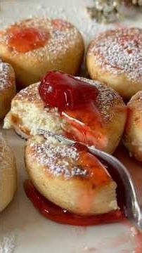 فطاير الجبن القريش (سيرنيكي) الأصلية 🥞 En Pratik Lor Peyniri Kahvaltı Pişisi