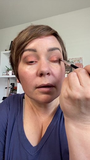 Copper eyeshadow #professionalmakeupartist #makeup #eyeshadowtutorial #over40