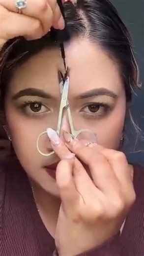 Eyeliner se V banaya… result dekh ke sab shocked! 😱✨ #eyelinerhack #makeuphacks #vhack