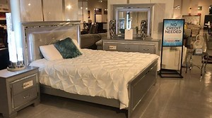286K views · 736 reactions | Refresh your suite with our Beautiful Allura Collection;Featuring touch Led Light bed frame, LED Mirror & Led Nightstand and lot more different colors available, Financing available 407-219-2878 contact us! www.allstarhomefurniture.com #furnituredesign #unique #e #hgtv #furniture #modern #modernfurniture #fresh #mtv #allstardeals #led | All Star Mattress & Furniture | Facebook