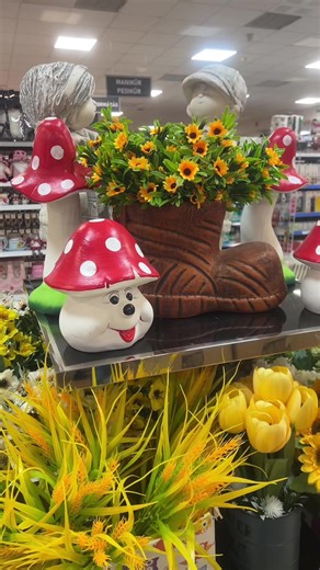 Facebook: SEVEN CENTER #Kecskemét Kurucz krt. 8. szám #spring #springfashion #springstyle #flowerchallenge