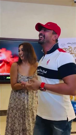 දේශානි සහ ඉසුරු ගේ සුන්දර ආදර ජීවිතය Deshani and Isuru #Love #kello