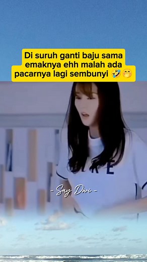 886K views · 12K reactions | Disuruh ganti baju sama emaknya ehh malah ada pacarnya lagi sembunyi藍 | Say Dwi | Facebook