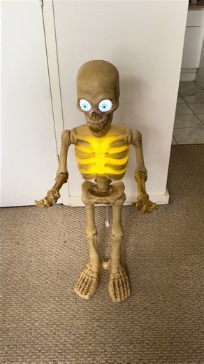 3 feet Home Depot Halloween classics￼dancing skeleton