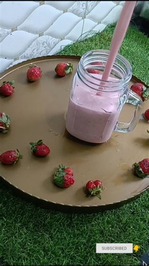 asmr strawberry milkshake #shorts #milkshake