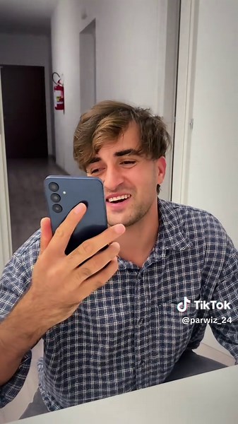 لیونی ، زما د خوشحال کولو طریقه خه پیژنی ….. . . . . #viralvideos #dream #call #afghanistan #هلک