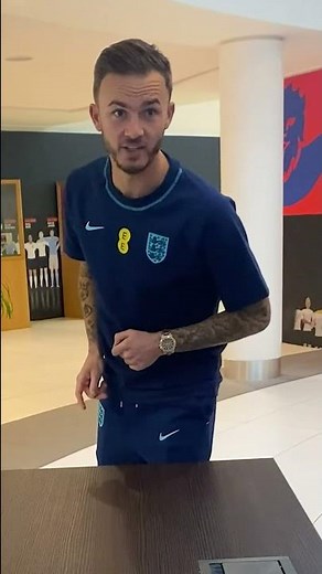 Three Lions Take On The Fork Challenge 🍴#shorts #shortsfifaworldcup