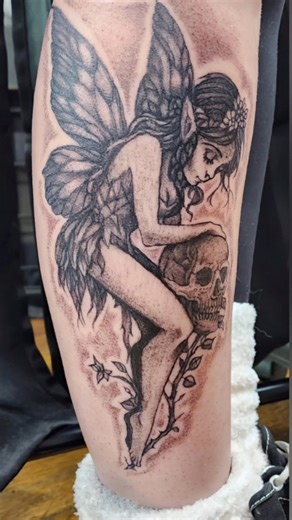 1.1K views · 43 reactions | I Tattooed a fun little fairy for a sweet young lady, hope you like it!! #tattooideas #tattooartist #tattooart #tattooed #tattooshop #dynamic #fairy #fairytale #fairyart #darkart #skull | Tattoosby Johnathan | Facebook