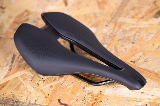 Giant Fleet SL saddle - Cycling News | Bike Reviews | road.cc