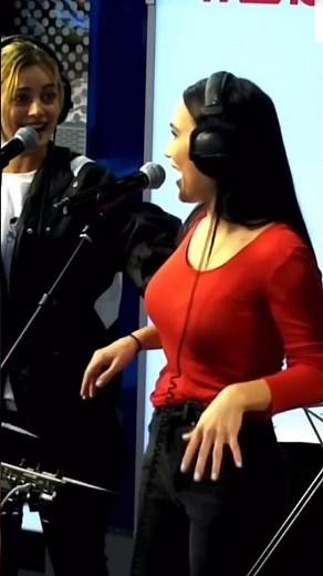 Что творит? / Ольга Серябкина выступление Serebro на Авторадио