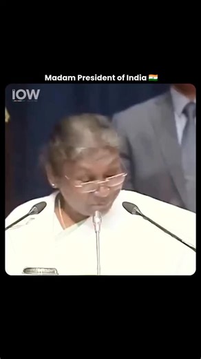 India On Web on Instagram: "🇯🇵🤖✨ 日本では、AIゴミ分別ロボットが駅や商業施設で導入され、 人々の捨てたゴミを自動で判別して正しく分別しています。 ロボットはカメラとAIを使い、 「プラスチック」「燃えるゴミ」「缶」「ペットボトル」などを一瞬で識別。 捨てられたゴミをアームで取り出し、 適切なボックスへ振り分けることで、 リサイクル率の向上や環境負荷の軽減に貢献します。 1台で人の手作業を約3倍効率化でき、 大型施設ではすでに数千個分のゴミ分別をサポートしています。 ▫️未来のクリーンな都市を支える、革新的なスマートテクノロジーです。 #日本 #知識 #事実 #AI #ロボット #イノベーション #サステナブル #環境 Smart Green Future ♻️🤖"