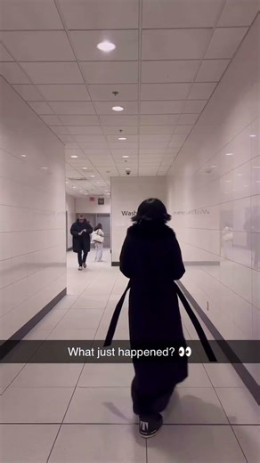What Just Happened?? 💀👀👀 #gothgirls #gothgirl #comedy #funny #gothgoth #goth #mall #gothic