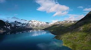 most beautiful lakes in the world | beautiful lakes and rivers | lakes of world