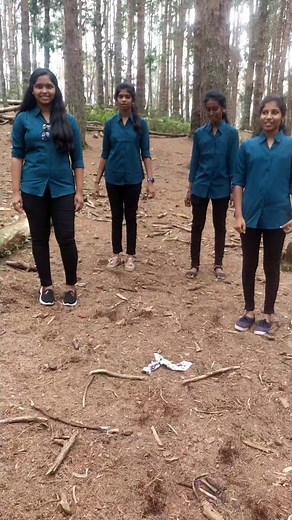 562K views · 10K reactions | Thakida thakida song 殺 dance cover with my family guys  #vijejeni #trendingreels #facebookreels #thakidathakida #dance #dancereels #dancecover #trendingsongs #viral #family #familyfun #short #shortfeed #tamilsong #entertainment #facebookpost #instagood | Jeni Vije | Facebook