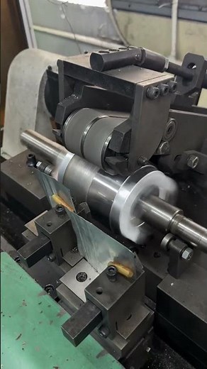 Grinding Process Of Industrial Motor Rotor