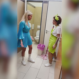 404K views · 672 reactions | Toilet Trouble Fixed With One Genius Hack | 5-Minute Crafts Family | Facebook