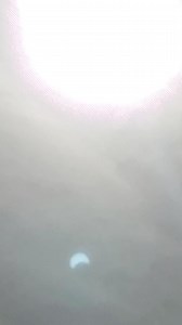 3.5K views · 3 comments | looks like a tiny planet at the bottom of the Sun. #FunnyJokesQuotesPictures #Funny #Jokes #solareclipse #PoweredBYDetRoitsMeMeKing ***18+ #entertainmentsite *** | Funny Jokes Quotes Pictures | Facebook