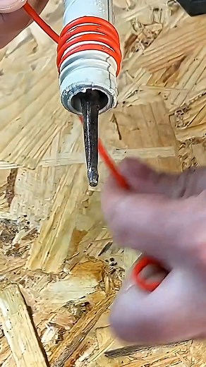 14K views · 36 reactions | Making Chudi in Plastic Pipe﫡 #trendingreel | Surender Kumar | Facebook