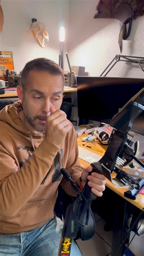 Let’s take a look at state of the art archery technology from the late 1980s on my dad‘s old Golden Eagle compound bow. #Archery #bowhunting #nostalgia | The Thinking Woodsman