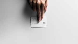 Apple Cardの詳細さらに。チタンカードの再発行は無料です