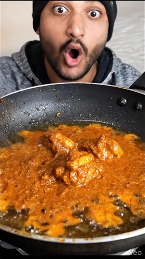chicken karahi capsule wao yummy 😋 genrate video prompt in discription December 30, 2025