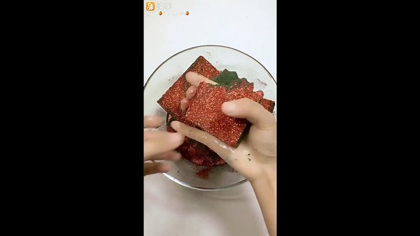 Satisfying Glittery Red Wet Foam Crushing