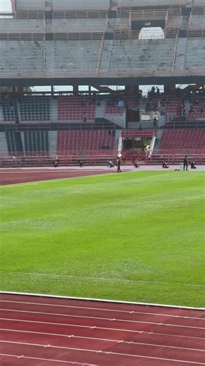 Extreme Diving from 200 Meters – A Deep Dive Adventure