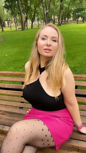 Polina | Good evening ☺️ just finished working on new content📸. today was a long and interesting day😊 and what about u?😃 #style #model... | Instagram