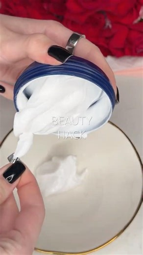 My make-up artist told me this secret🤫✨ #hack #diy #lifehacks #cream #beauty