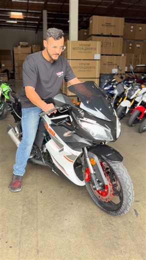Why spend $8k on a sport bike when the Venom X22R 250cc gives you the same adrenaline rush for just $2,600? 🔥 Perfect for new riders, students, or anyone chasing the wind without draining their wallet. Checkout Here: https://www.venommotorsportsusa.com/products/venom-x22r-250cc-motorcycle-df250rts #VenomMotorsports #X22R #SportBikeLife #AffordableMotorcycle #250cc #HondaMotorcycle #Kawasaki #Yamaha | Venom Motorsports Canada / USA