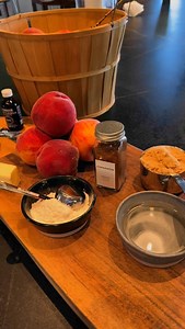 Maple Peach Bread Pudding 🍑 Bread Pudding: - 12 thick-cut slices of brioche bread, preferably dried out overnight, cut into 1” cubes - Vanilla ice cream, for serving Peach Cobbler Filling: 5 peaches (480g), diced 4 tbsp (58g) salted butter 2 1/2 tbsp (20g) all-purpose flour 1 tsp (2g) cinnamon 1/2cup (155g) brown sugar 1/2 Crown Maple Amber Color maple syrup 1/2 cup (120ml) water Vanilla Bean Buttermilk Custard: 1 cup (240ml) buttermilk 1 cup (240ml) heavy cream 1/4 cup (55g) granulated sugar 1