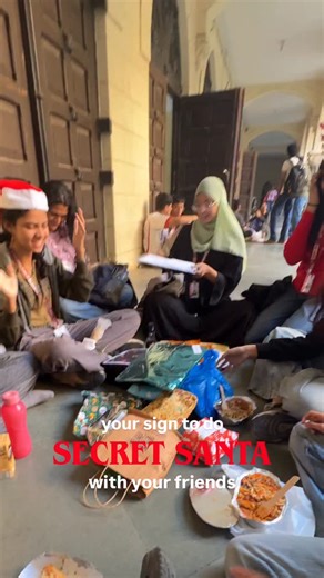 @girlbadsss | secret santaaa 🥰✌🏻 - #college #friends #secretsanta #fyp #christmas | Instagram